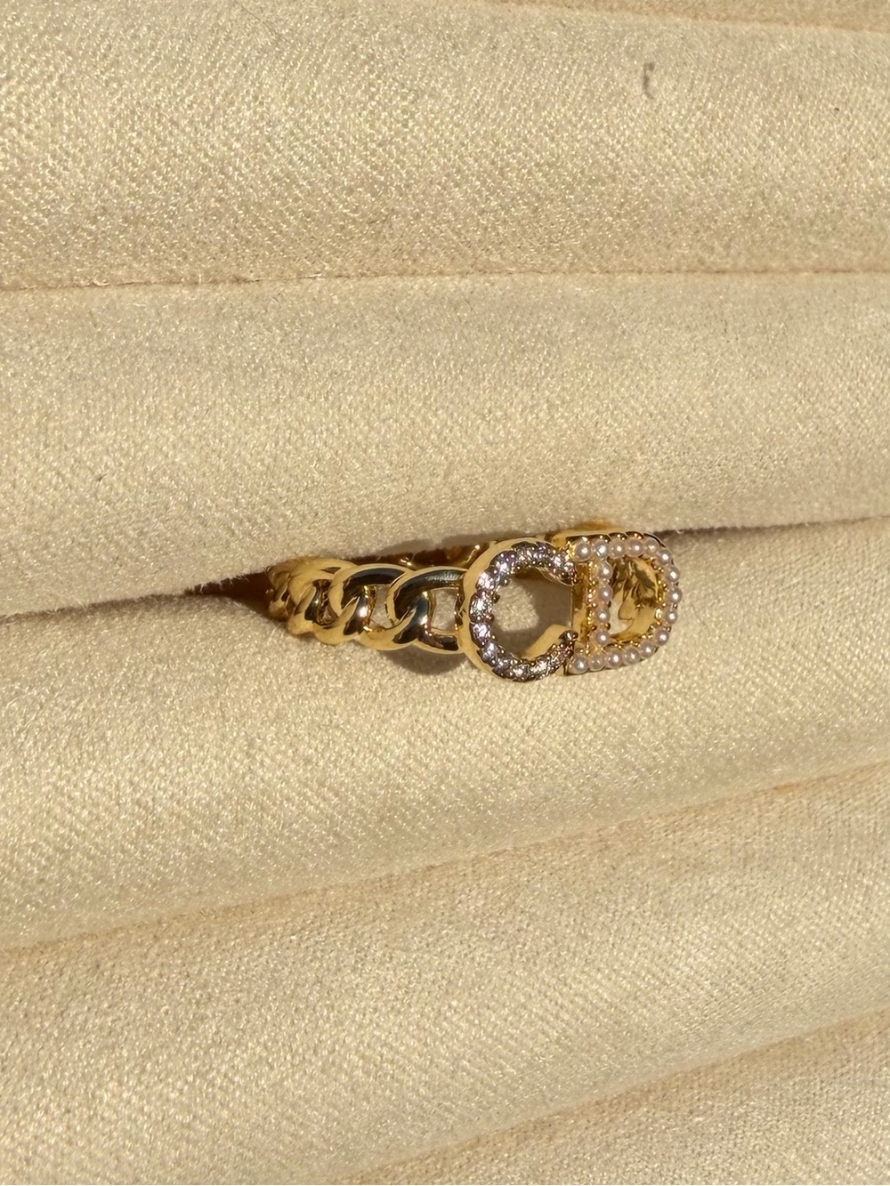 Gold Open Adjustable CD Style Chain Ring Rhinestone Pearl Statement - Picture 4 of 5